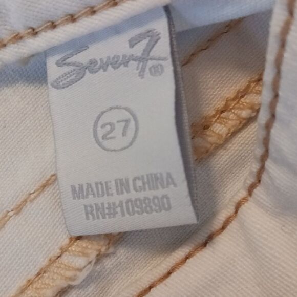 Seven7 Roll up Shorts Ivory with Gold Stitching Sz 27 Jeans - Picture 12 of 12